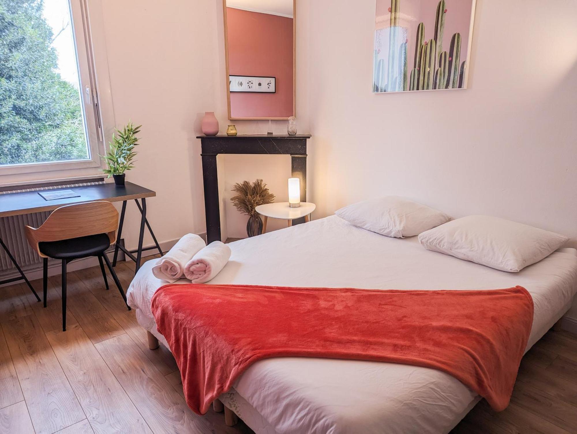 Le Cocon Bleu - Appartement Calme - Parking Gratuit - Fibre Арас Екстериор снимка